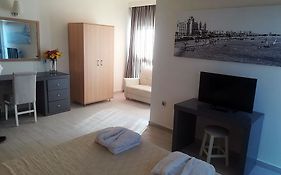 All Senses Ocean Blue Sea Side Petaloudes